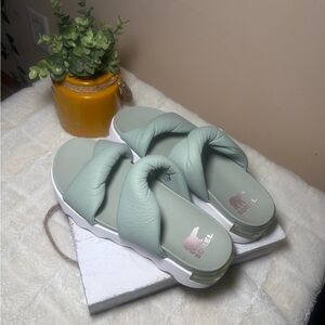Sorel Women's Mint Green Slide Sandals
